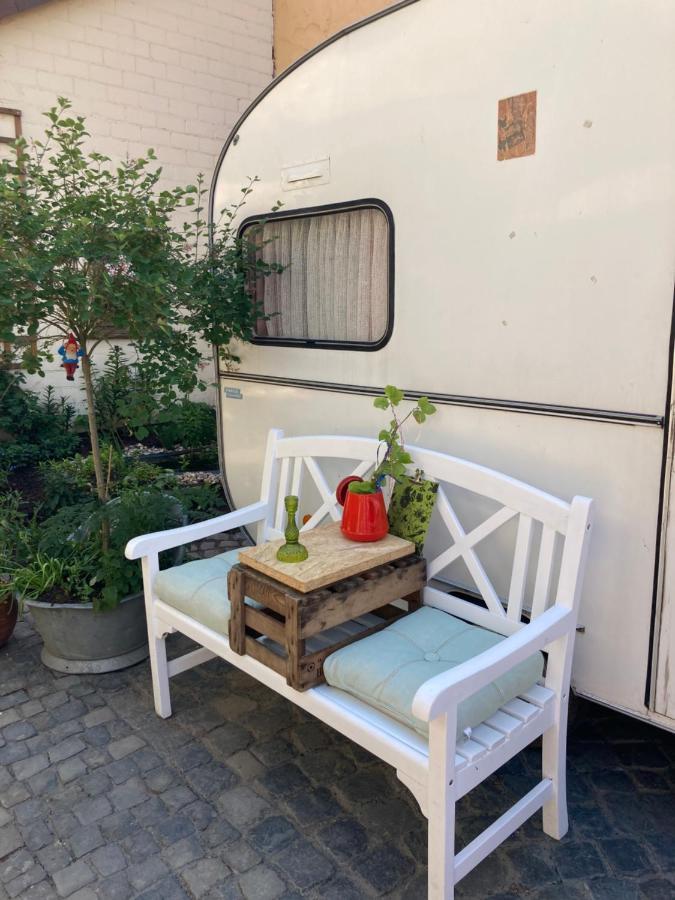 Tante Berg B&B Бад Вилбел Екстериор снимка